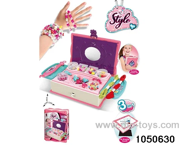 Beaded combination in Plastic box