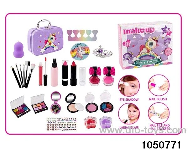Makeup combination set in window box