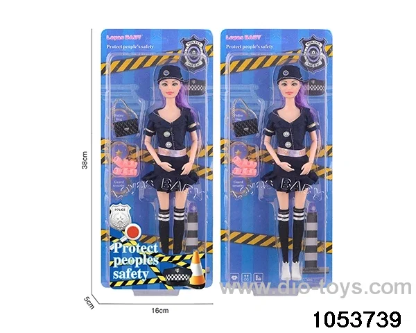 11 inch doll in clam shell