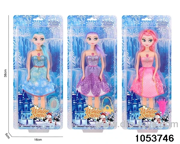 Ice Dolls in clam shell