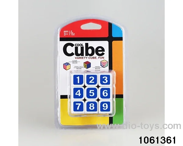 Rubik's cube in clam shell