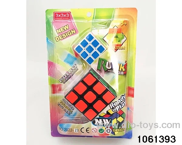 Rubik's cube in clam shell