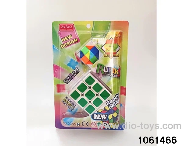 Rubik's cube in clam shell