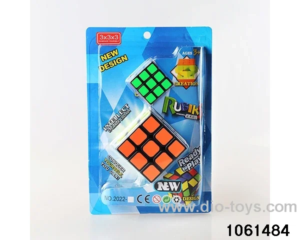 Rubik's cube in clam shell
