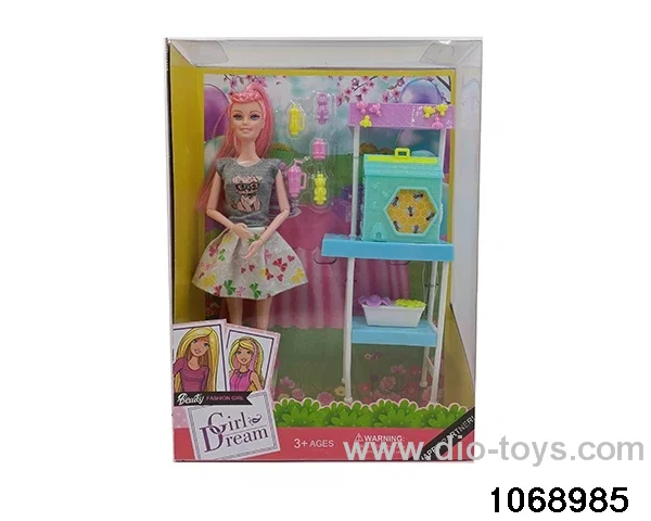 11 inch doll in window box