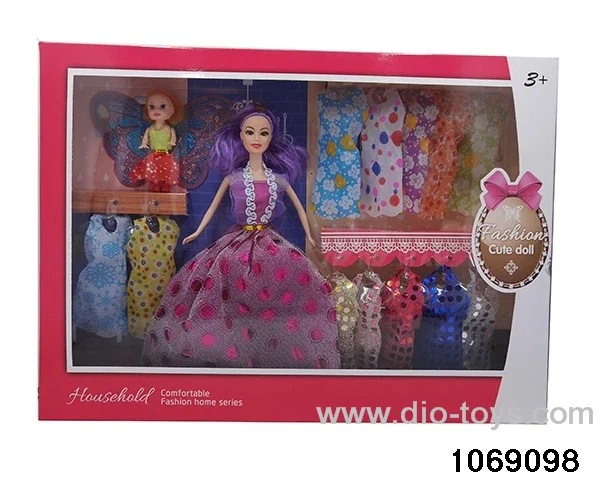 11 inch doll in window box