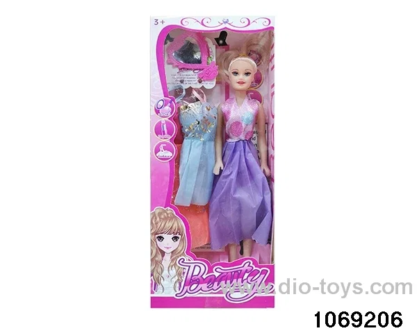 11 inch doll in window box