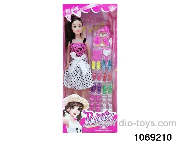 11 inch doll in window box