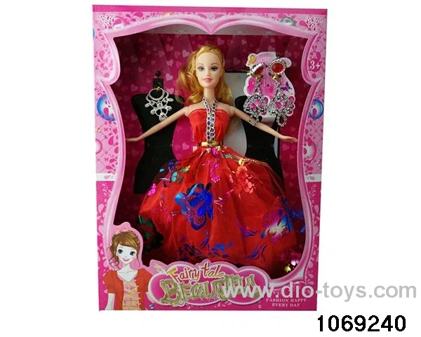 11.5 inch doll set in window box