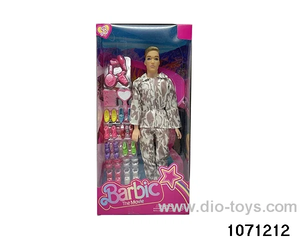 11.5 inch doll set in window box