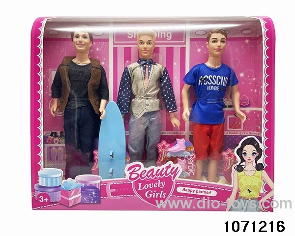 11.5 inch doll set in window box