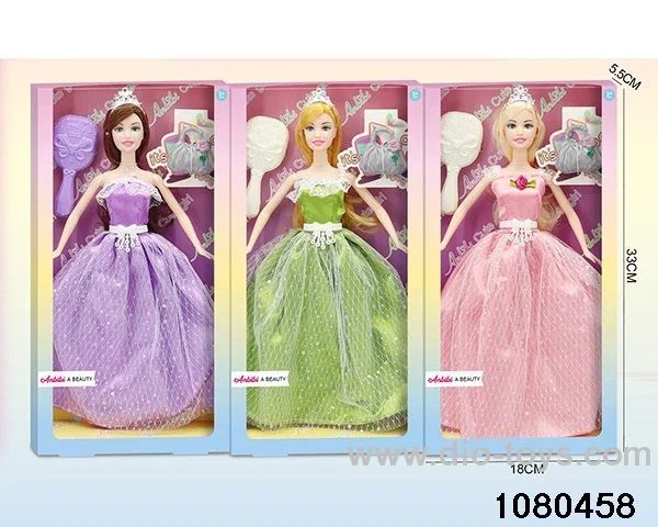 11.5 inch doll set in window box