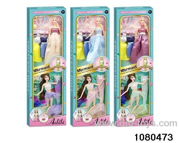 11.5 inch doll set in window box