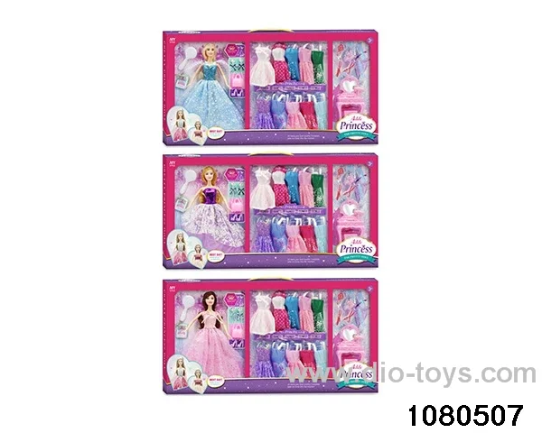 11.5 inch doll set in window box