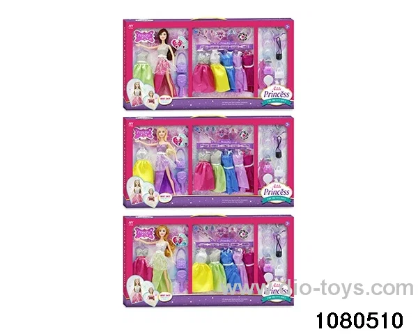 11.5 inch doll set in window box