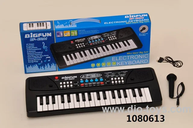 37-KEY KEYBOARD WITH MICROPHONE AND USB POWER CABLE N COLOR BOX