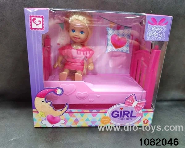 4.5 inch Figurine Doll Set in window box