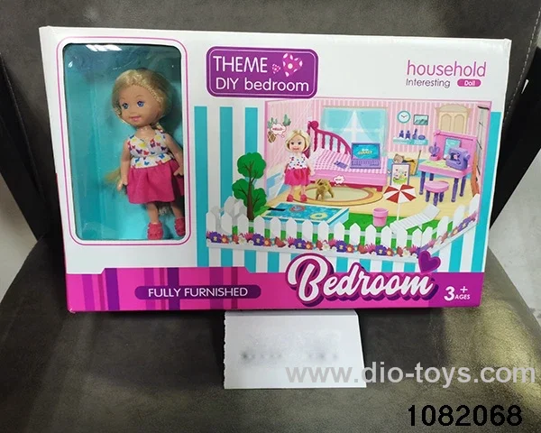 4.5 inch Figurine Doll Set in window box