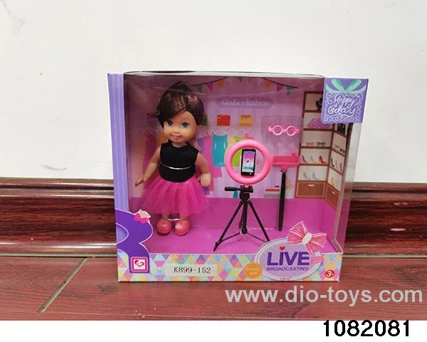 4.5 inch Figurine Doll Set in window box