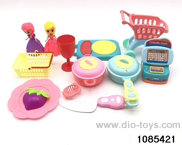 Playing house set in poly bag header