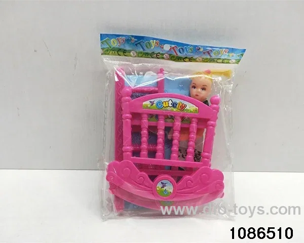 carrycot in opp bag