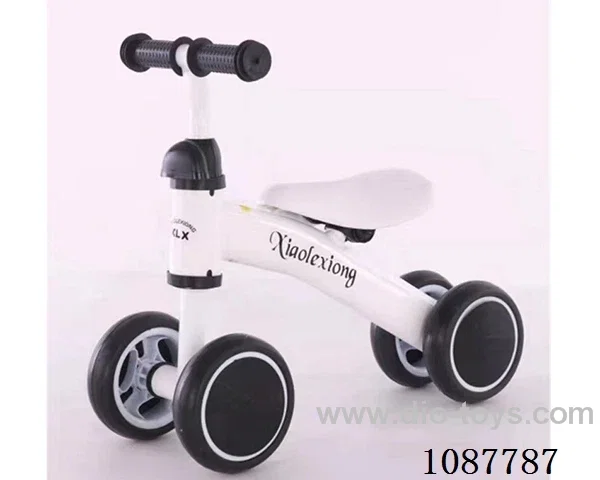 Four-wheel scooter