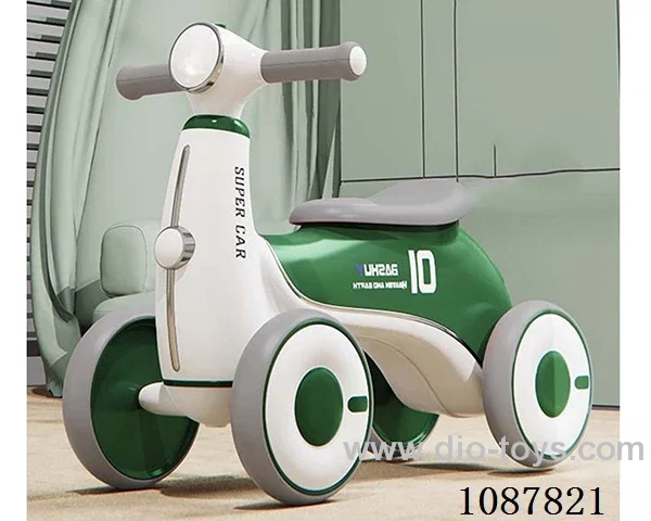 Four-wheel scooter + lighting and music