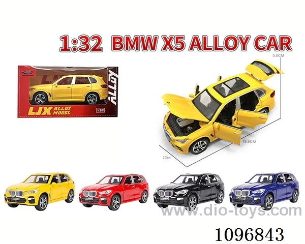 1:32 pull back alloy car with light/music
