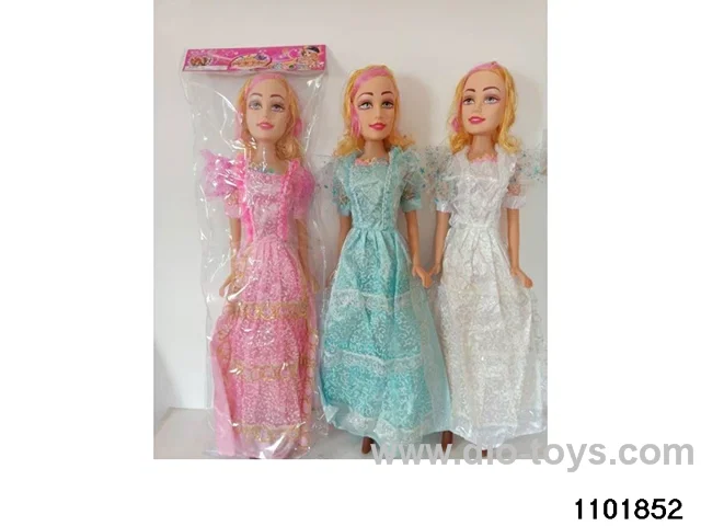 32-inch Musical Barbie in poly bag header