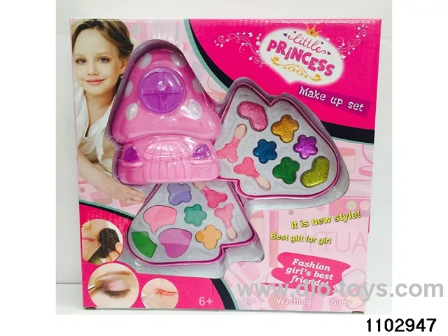 Children's Cosmetic Sets in display box