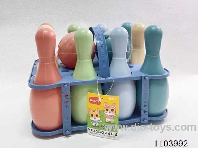 Portable bowling set