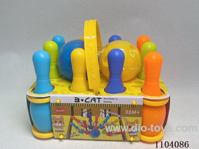 Small portable bowling set