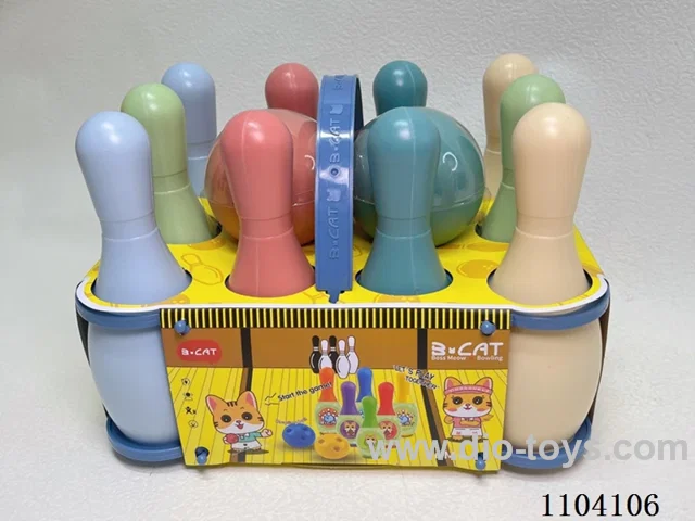 Portable bowling set