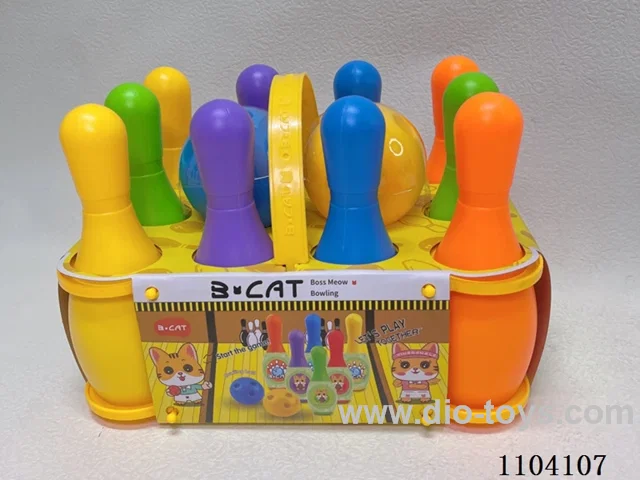 Portable bowling set