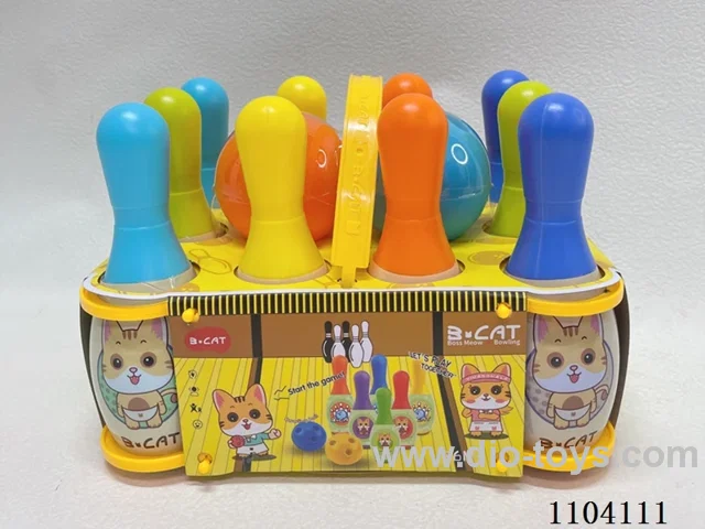 Portable bowling set