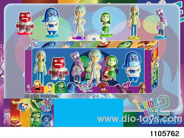 3-4.2 inch doll set in window box