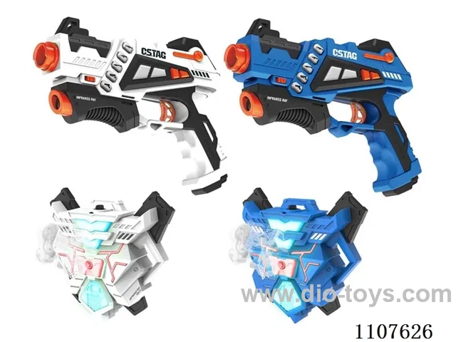 Fourth generation infrared battle gun 2 built-in rechargeable batteries +2 1560 fourth generation spray vest built-in lithium batteries +1 USB charging cable one drag four