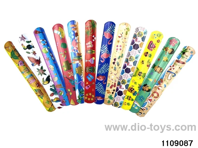 Children's cartoon snapping hand circle