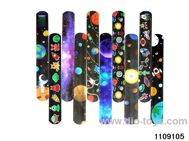 Children's cartoon snapping hand circle