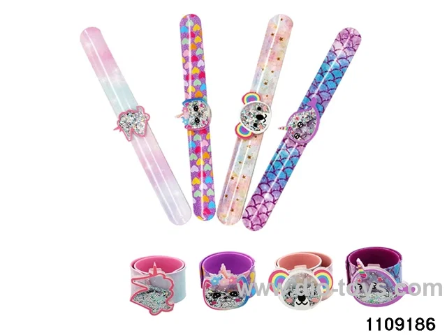 Children's cartoon snapping hand circle