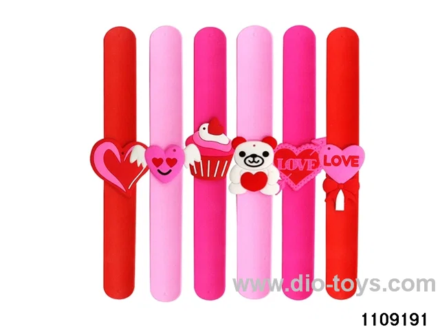 Children's cartoon snapping hand circle