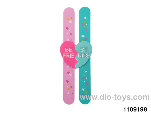 Children's cartoon snapping hand circle