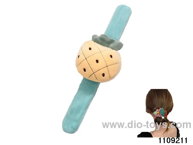 Children's cartoon snapping hand circle