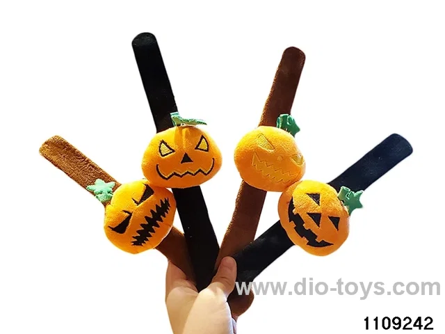 Children's cartoon snapping hand circle