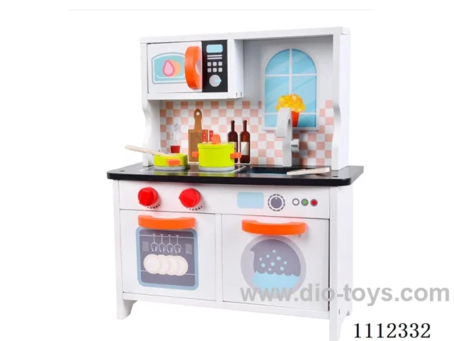 Mini white kitchen