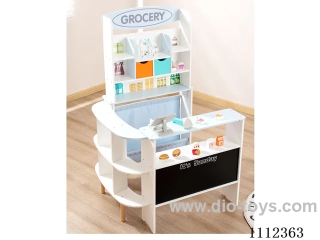 A big grocery store