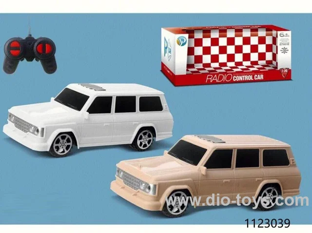 1:20 4 ch RC car in window box