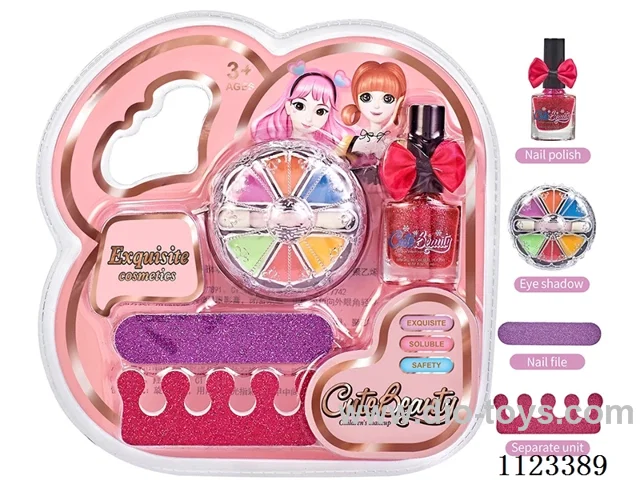 (GCC) makeup for children