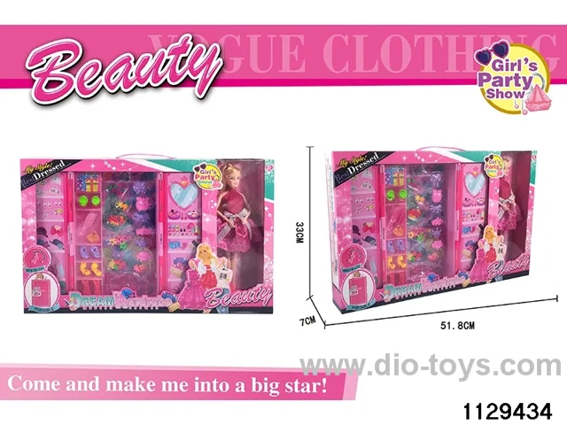 Dream Wardrobe with Fashion Barbie