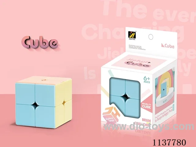 Second order solid colour Rubik's Cube Macaroon